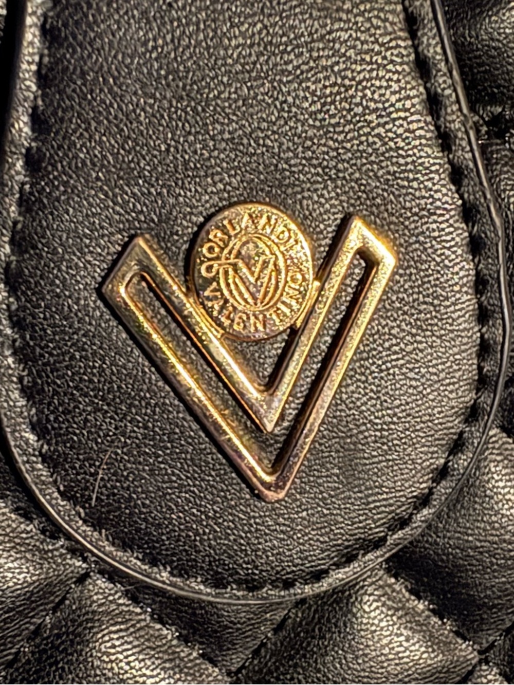 Valentino Orlandi Black Quilted Oval with Gold V Emblem - Picture 5 of 7